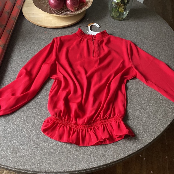 Red top silky long sleeve - Picture 3 of 3